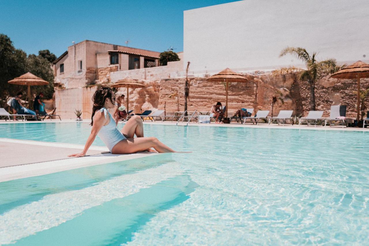 L'Oasi Villaggio Albergo Favignana Bagian luar foto
