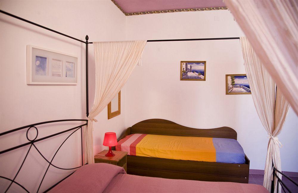 L'Oasi Villaggio Albergo Favignana Bagian luar foto
